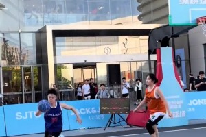 张曼源：老詹最后一个决定不为挣钱也无关情怀，只为排面和体面