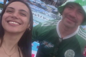 偶遇超辣阿根廷美女球迷！球场外的风景也太抢眼了吧！⚽