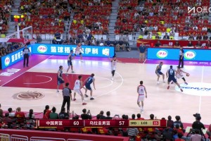 以球领人！庞峥麟推反击快速上球，贺希宁快下轻松上篮打进！
