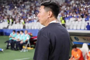 牛志明：泰山队赛前，唐田感谢远征球迷，球迷打出标语激励球队