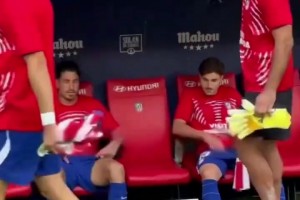 这啥表情？ESPN：C罗与因凡蒂诺寒暄后的表情说明了一切