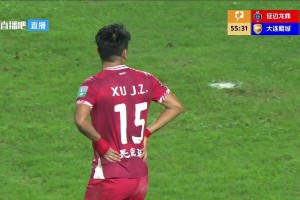 中甲惊现超巨失误❗️延边队徐继祖头球回传门将，结果变吊射乌龙