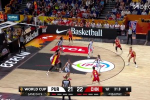 绝对高度压制！张子宇背身要球 转身命中投篮