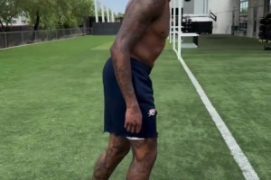 NBA私生活最乱的女老板！珍妮巴斯轰轰烈烈的感情生活