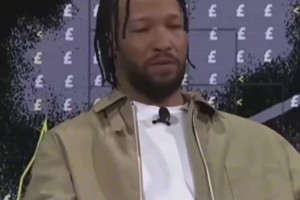 都说我少拿了1亿？杰伦·布伦森：我只想稳放兜里！未来不确定性